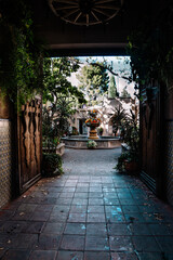 Naklejka premium Doorway to an outdoor fountain in Sedona Arizona