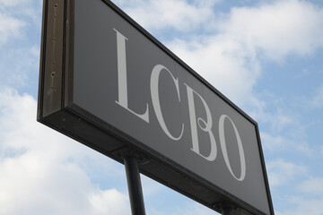 Obraz premium LCBO pylon sign outside 932 Gerrard St E, Toronto (Liquor Control Board of Ontario)