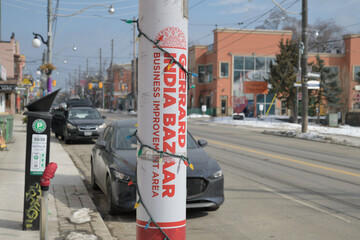 Naklejka premium Gerrard India Bazaar BIA promotional wrap looking east on Gerrard St E, Toronto