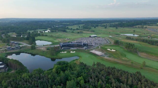 Orbiting Aerial Shot Of Clubhouse And Villas At TPC Toronto Osprey Valley Golf Course In Caledon, Ontario.