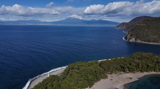 戸田・御浜岬と富士山- 静岡県沼津市,日本