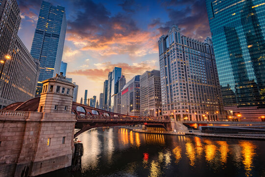 Chicago, Illinois, USA. Cityscape image of Chicago skyline at beautiful spring sunrise.