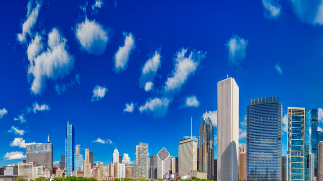 Breathtaking aerial perspective of Chicago&rsquo;s skyscrapers and urban landscape from Millennium Park