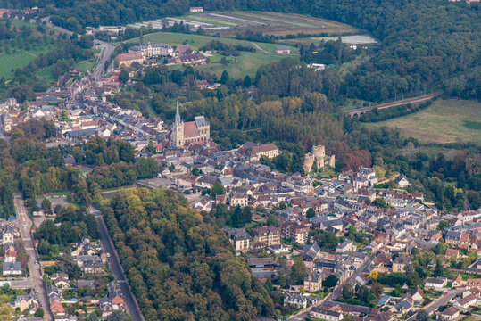 Vue a&eacute;rienne de Conches en Ouche en France