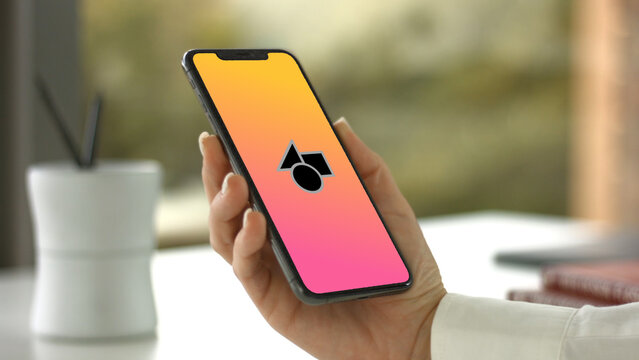 Mobile 15 Dolly &ndash; High Detail Smartphone Screen Presentation, Touch Swipe Scroll Tap Animation, Vertical App UI UX Interface Showcase Template