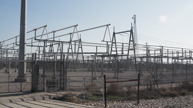 Electrical power distribution sub-station 