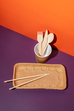 Eco-friendly disposable tableware set with utensils