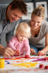 Obraz premium Creative Family Time: Kids Art & Painting for Child Development and Joyful Parent-Child Interaction