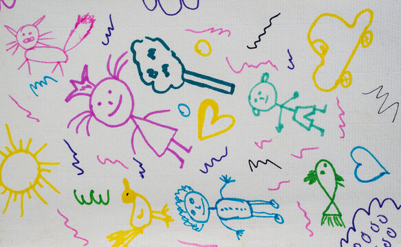 Dibujo infantil colorido con figuras de ni&ntilde;os, animales y formas sobre fondo blanco
