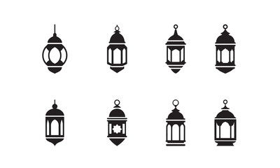 Obraz premium Collection of traditional Arabic lanterns in various designs and shapes