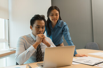 Successful Business Negotiation Between Partners