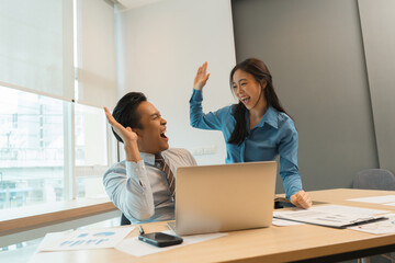 Successful Business Negotiation Between Partners