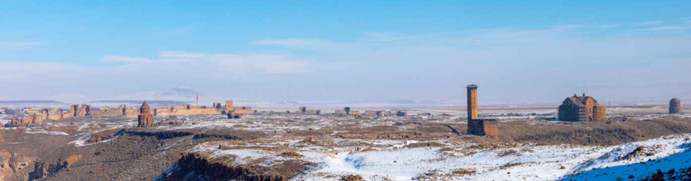 Ani Archaeological Site is located within the boundaries of Ocaklı Village, 42 kilometers southeast of Kars city center.
