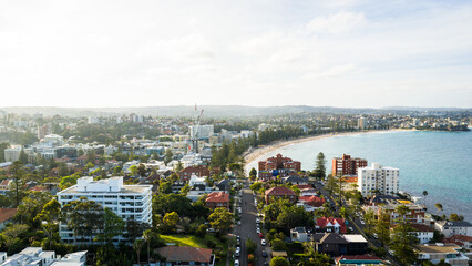 Obraz premium Aerial View of Manly Residential Suburb Leading to Manly Beach, Sydney Australia