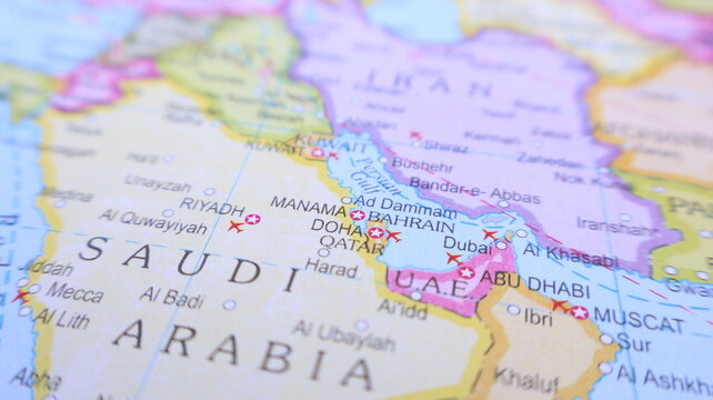 Map of Saudi Arabia, Bahrain, Qatar, UAE, Iran - Travel