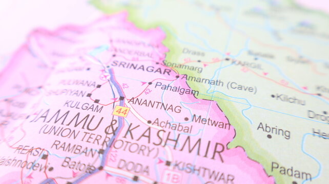 Jammu & Kashmir Map Close Up: Travel Planning