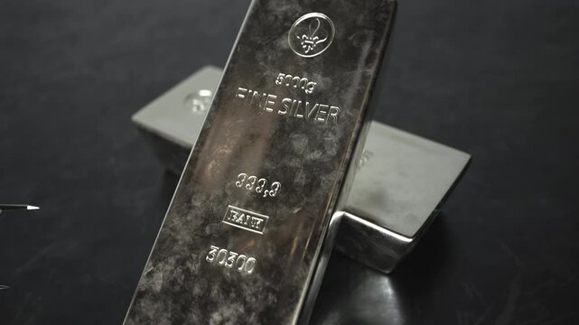 4k Video Silver Bars 5000g Bull. ProRes 4444.