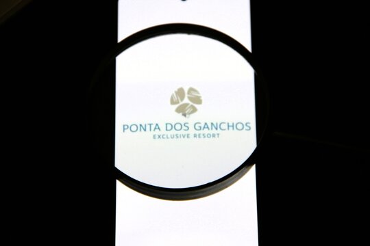 Ponta dos Ganchos Exclusive Resort - Atualmente passando a ser Awasi Santa Catarina -Renomado hotel de luxo adults-only localizado em uma pen&iacute;nsula particular em Governador Celso Ramos, SC.