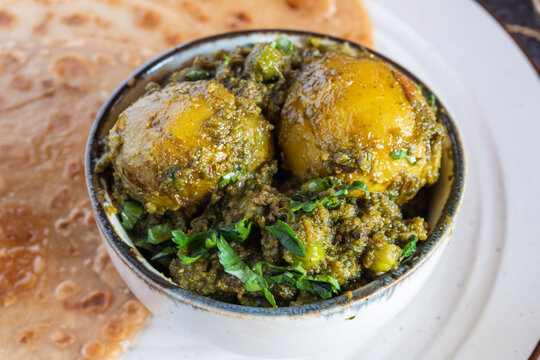 Sobuj Aloor Dum with Paratha | Bengali Green Masala Potato Curry | Spiced Potato Dum Aloo with Flatbread | Traditional Indian Vegetarian Meal