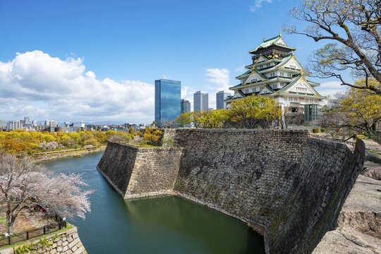 Osaka Castle, Moat Castle with Water, Osaka Castle Park, Chuō-ku, Osaka, Japan