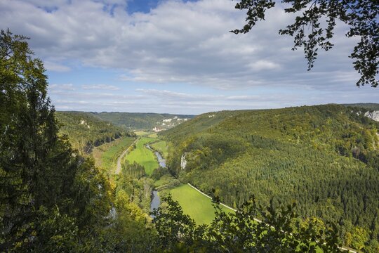 Panorama from Knopfmacherfelsen into the upper Danube valley, Beuron Monastery in the background, Swabian Alb, Baden-W&uuml;rttemberg, Germany