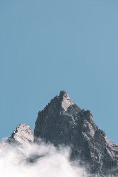 Majestic Mountain Peaks &ndash; Scenic Alpine Landscape