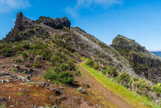 Vereda do Encumeada hiking trail in Madeira