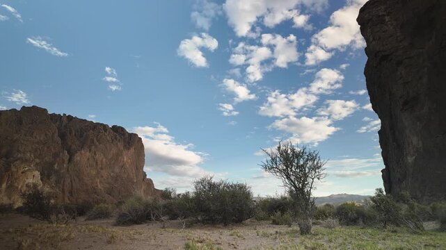 Motionlapse discovering Piedra Parada monolith in the middle of the Patagonian steppe in Chubut, Argentina