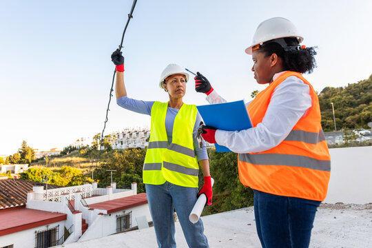 Two safety inspectors at a construction site