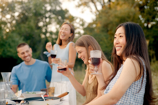 Al fresco wine joy