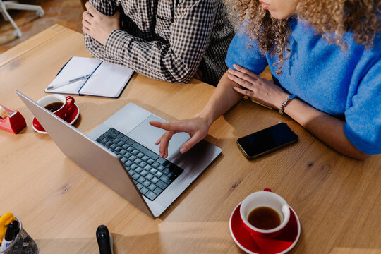 Unknown self-employed professionals sharing a home office space