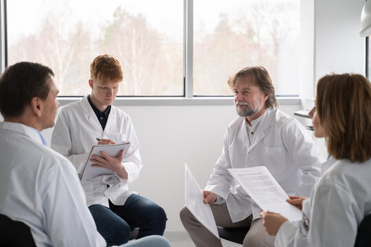 Medical Team Conversation in a Clinical Setting