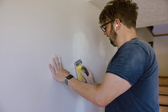 Sanding Patched Wall Smoothly