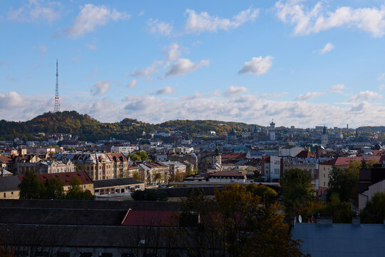 Lviv / Ukraine: Morning view over the awakening Galician metropolis