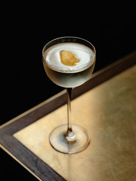 Martini cocktail 
