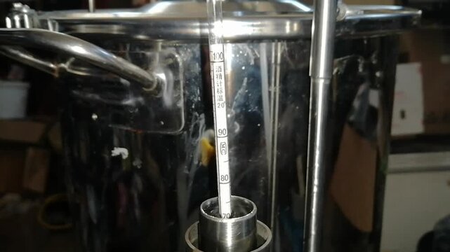 Measuring the alcohol content of alcohol, home distillation of sleep, Distillation of braga into moonshine.