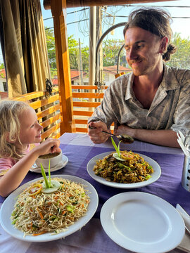 Family Lunch at a Local Caf&eacute; in Sri Lanka