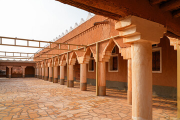 Fototapeta premium Traditional adobe religious building at the heart of Shaqra heritage village, Saudi Arabia