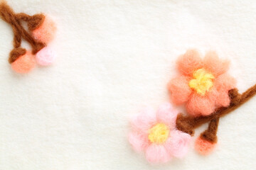 羊毛フェルトで作った桜の花