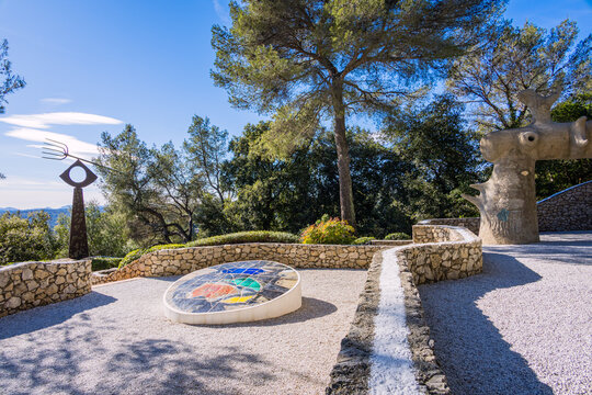 La Fondation Marguerite et Aim&eacute; Maeght, mus&eacute;e d&rsquo;art moderne et d'art contemporain, Saint-Paul-de-Vence, C&ocirc;te d'Azur, France - Le 18 f&eacute;vrier 2026