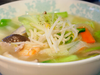 野菜たっぷりのちゃんぽん麺
