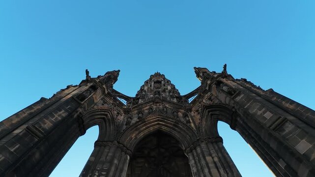 Ancient monument with a bird flying, Scott monument