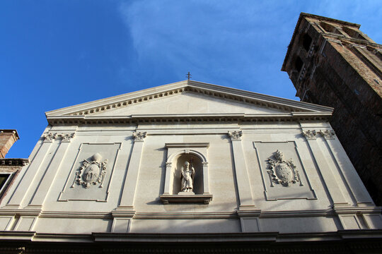 San Silvestro church facade statues Venezia August 2024
