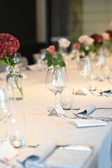 Elegant Table Setting with Floral Arrangements for an Event