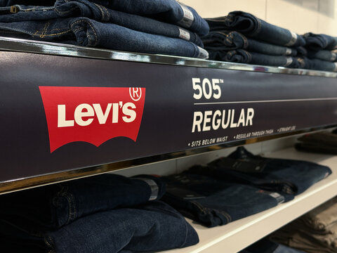 Novi, Michigan, USA - Mar 2, 2026 : Close-up of the leather tag on Levi's blue denim jeans, highlighting the classic Levi's 505 brand. Perfect for showcasing your stylish, brand-new Levi's apparel.