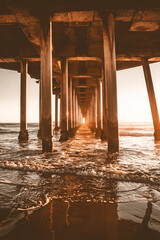 Fototapeta premium View of the underside of the Huntington Beach, in California, United States