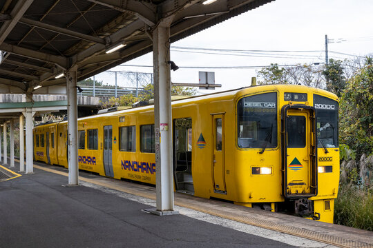 キハ200-556（鹿児島県鹿児島市平川町・平川駅）