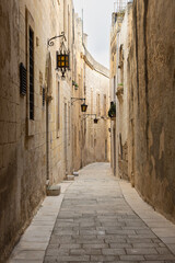 Fototapeta premium Narrow Medieval Street in Mdina Malta