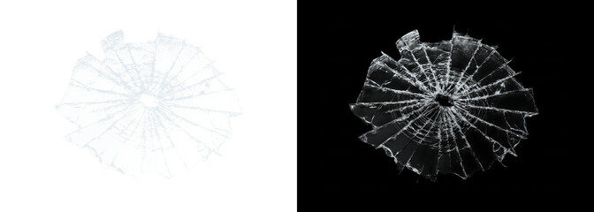 Obraz premium Cracked glass shattered on black and white backgrounds