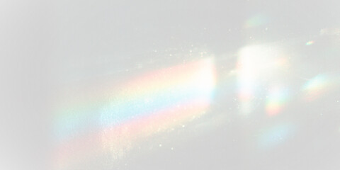 Naklejka premium Radiant sun flare with soft glowing edges, smooth gradient halo, and subtle light particles. png 